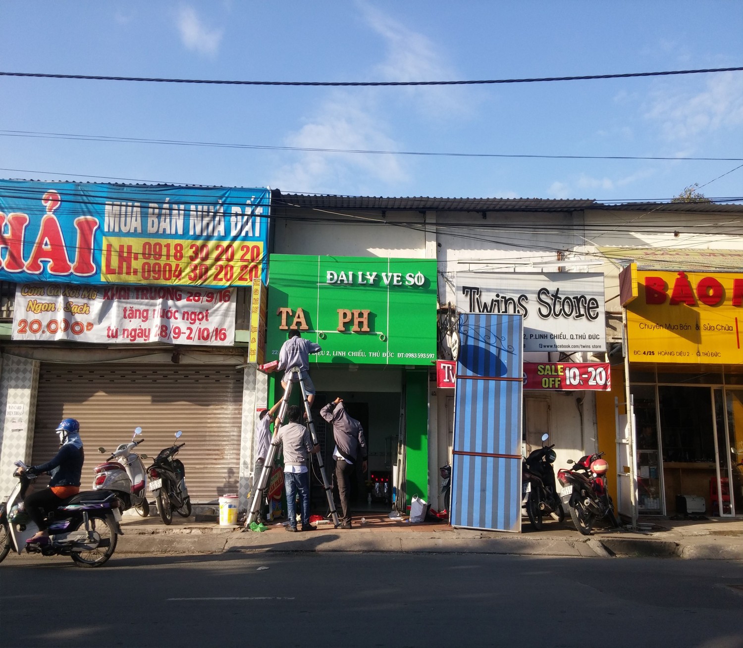 lap dat gan chu tai cua hang 2