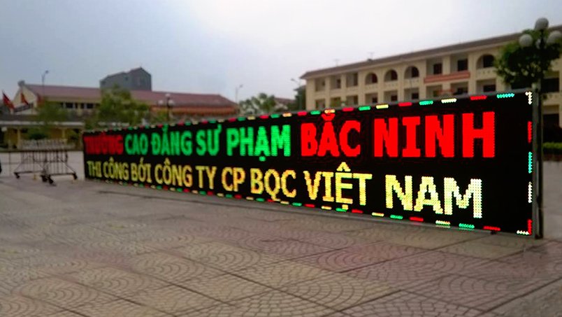 bang led mat tran 2
